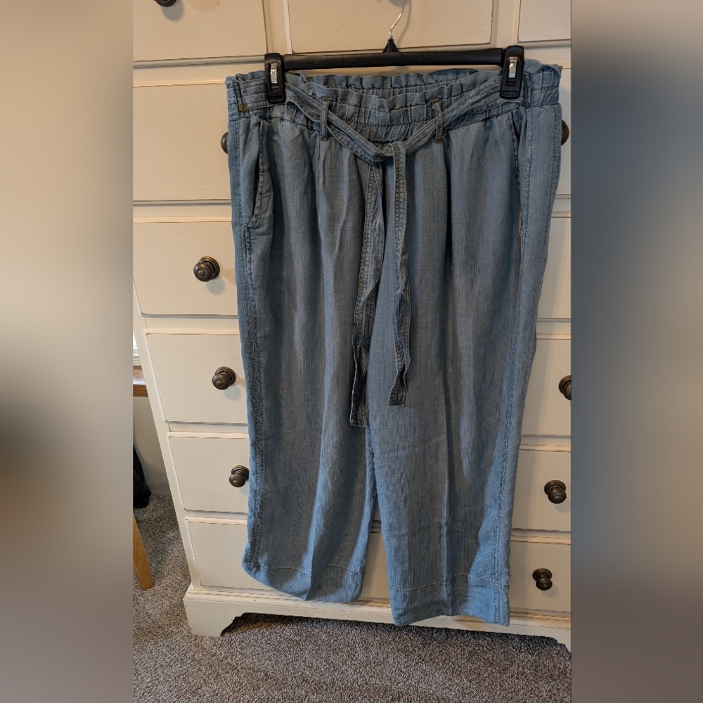 Philosophy Wide Leg Pants  Size 1X. NWOT